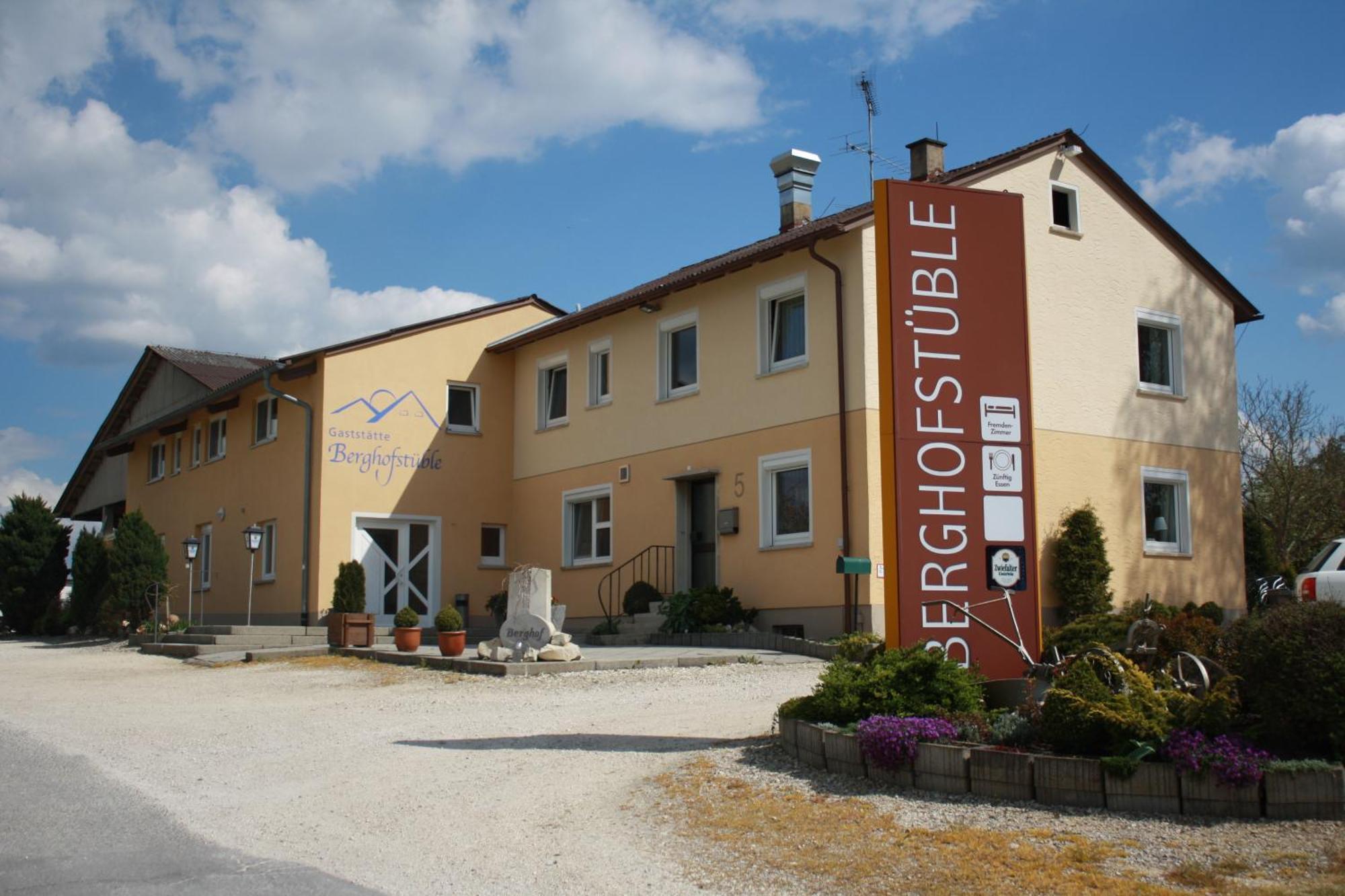奥贝马彻塔尔贝格霍夫斯图贝尔酒店 Obermarchtal 外观 照片
